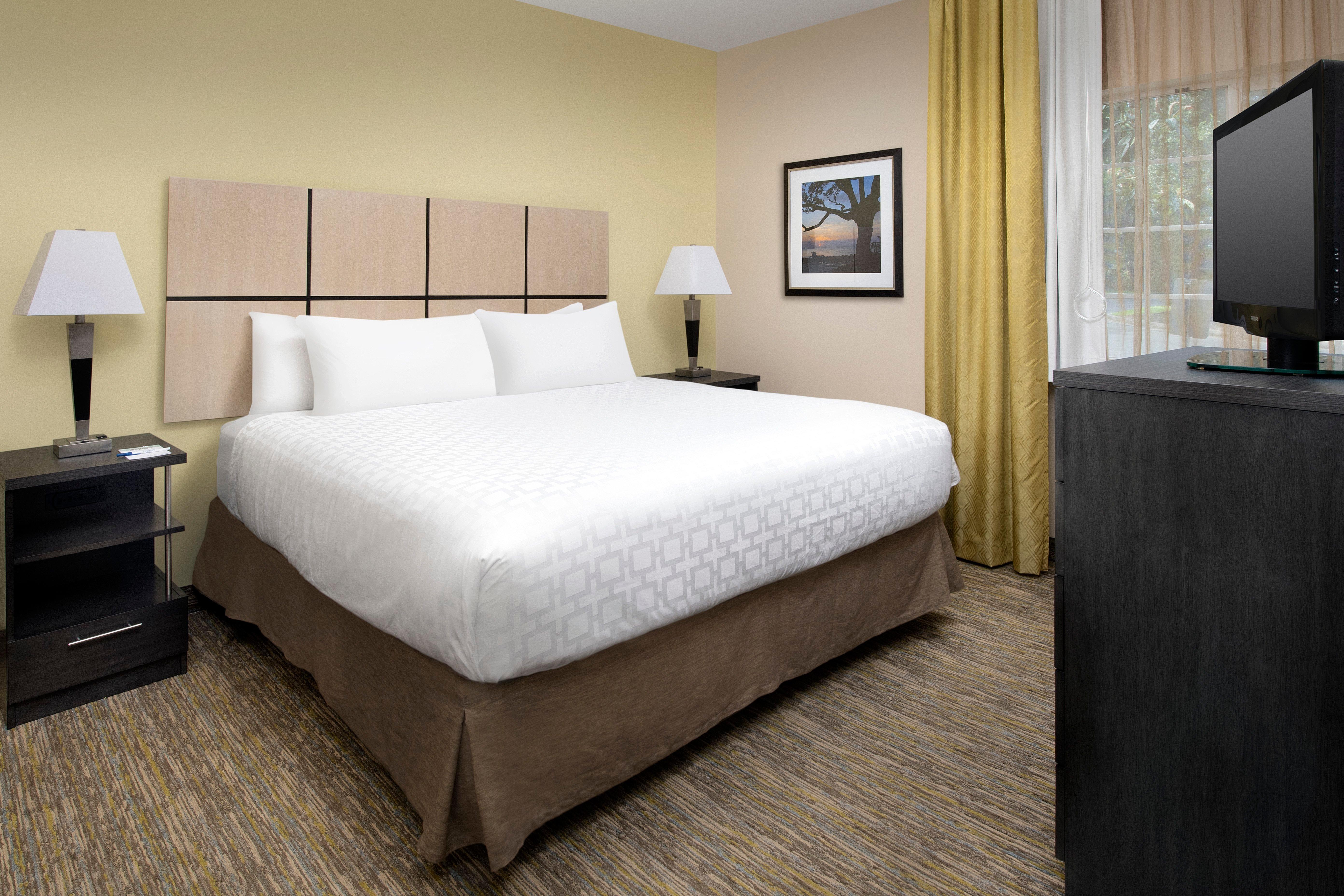 Candlewood Suites Charleston-Northwoods By Ihg North Charleston Exterior foto