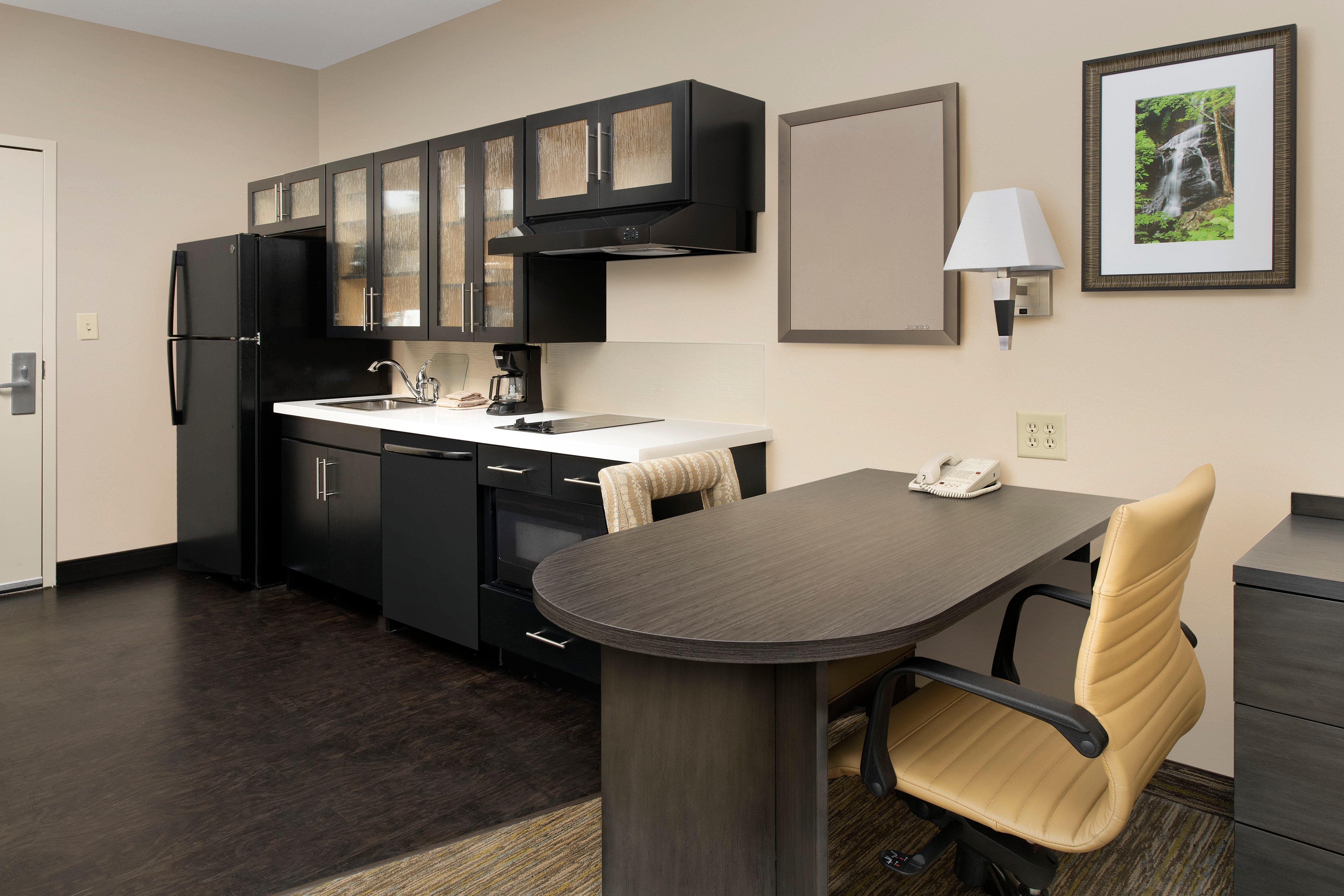 Candlewood Suites Charleston-Northwoods By Ihg North Charleston Exterior foto